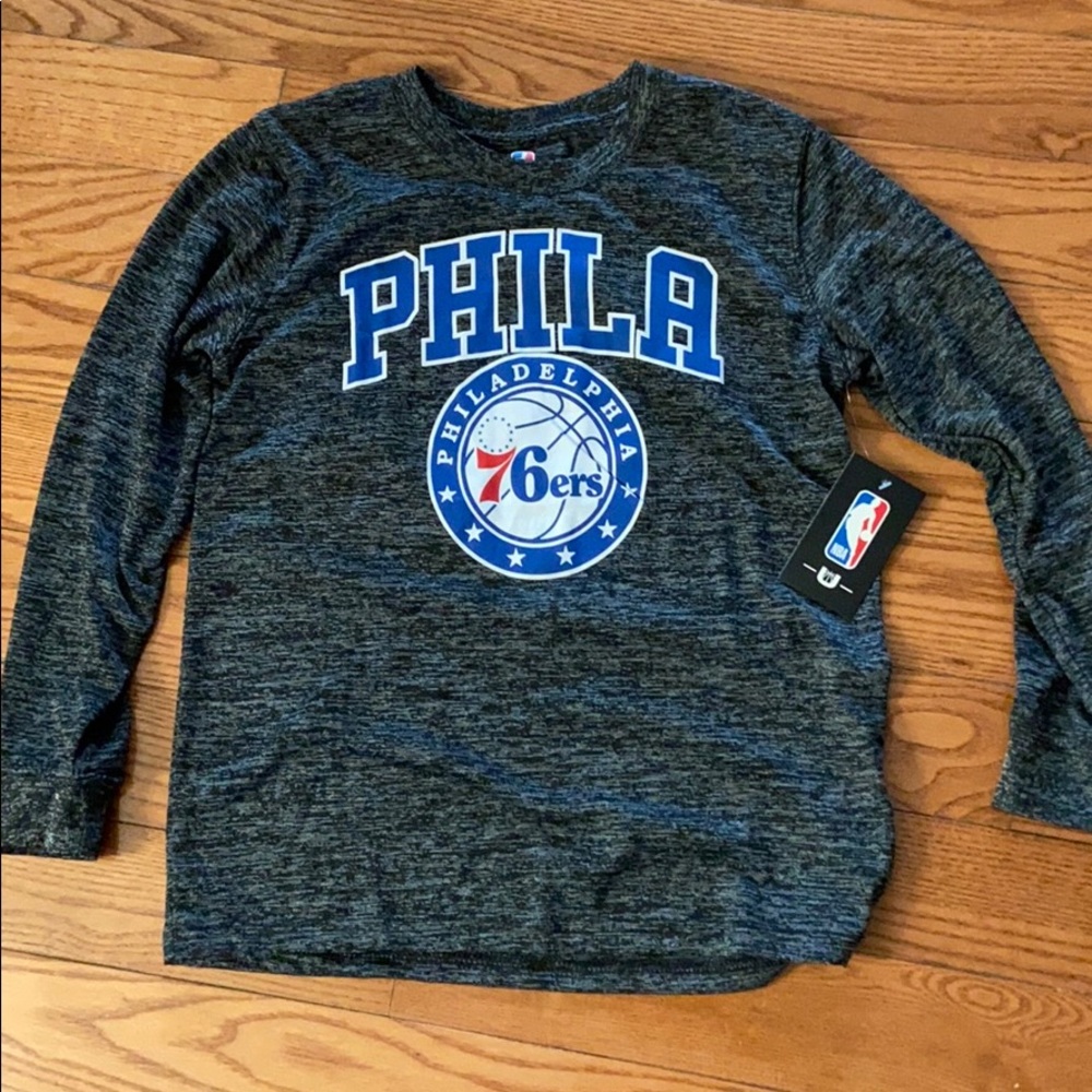 Philadelphia 76ers long sleeve